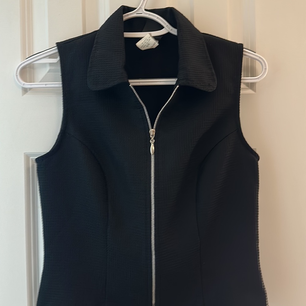 My Michelle Zip Top - Picture 3 of 7